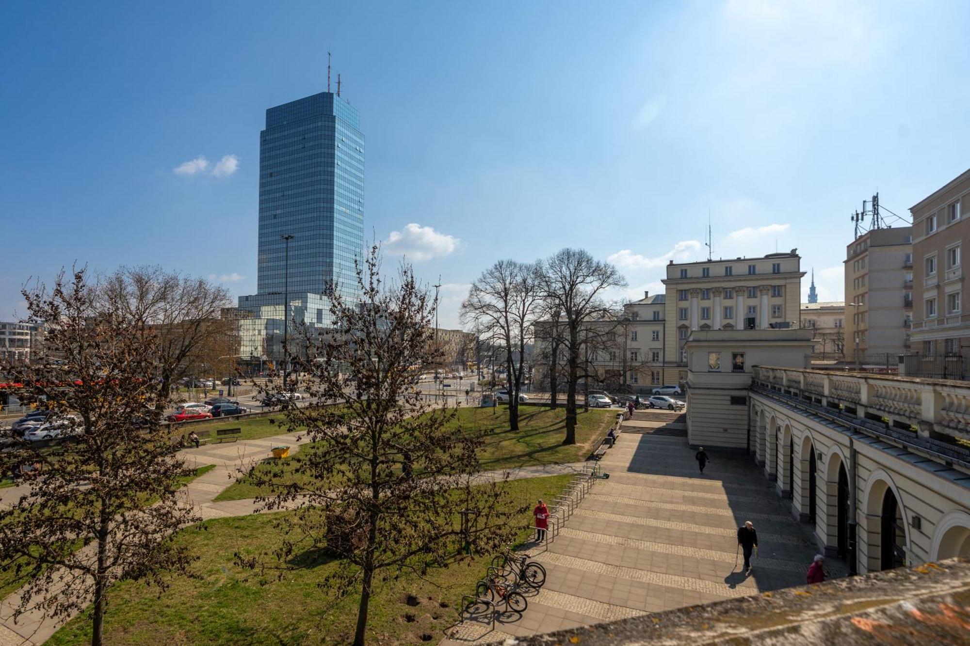 Metro Ratusz Arsenal Homely * Warsaw